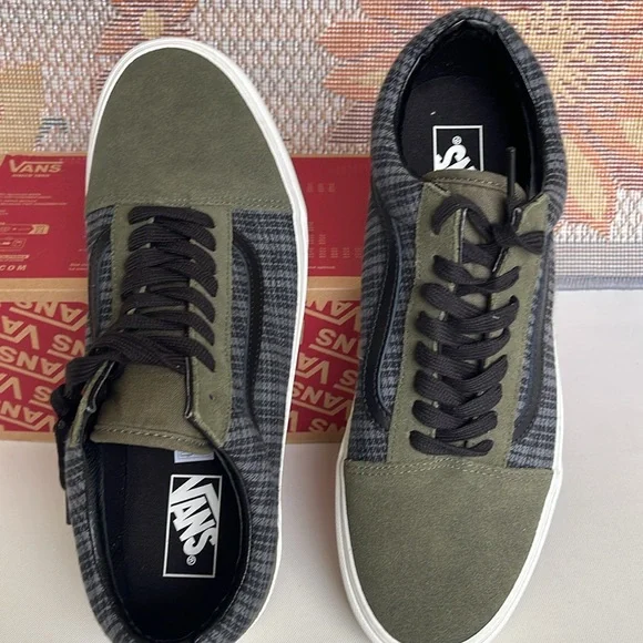 Vans Men’s Old Skool
Grunge Plaid Multi
VN000CP5BMB
Sneakers - Picture 13 of 16